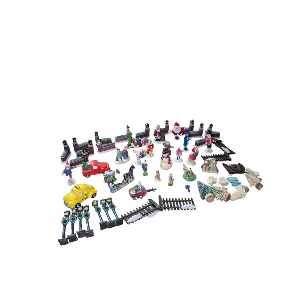 Christmas Village Miniature‎ Figures Lot People Santa Trees Fences Lamps Cars